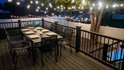 Family Fun | Hot Tub, Game Room, Pickleball – Sleeps 8