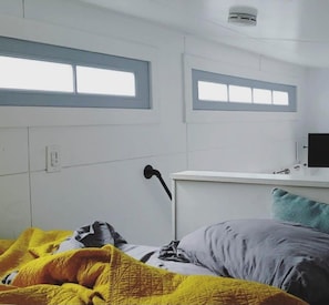 Room - Music City Tiny House  (Nashville)
