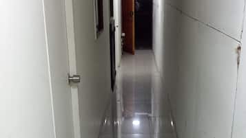 Interni