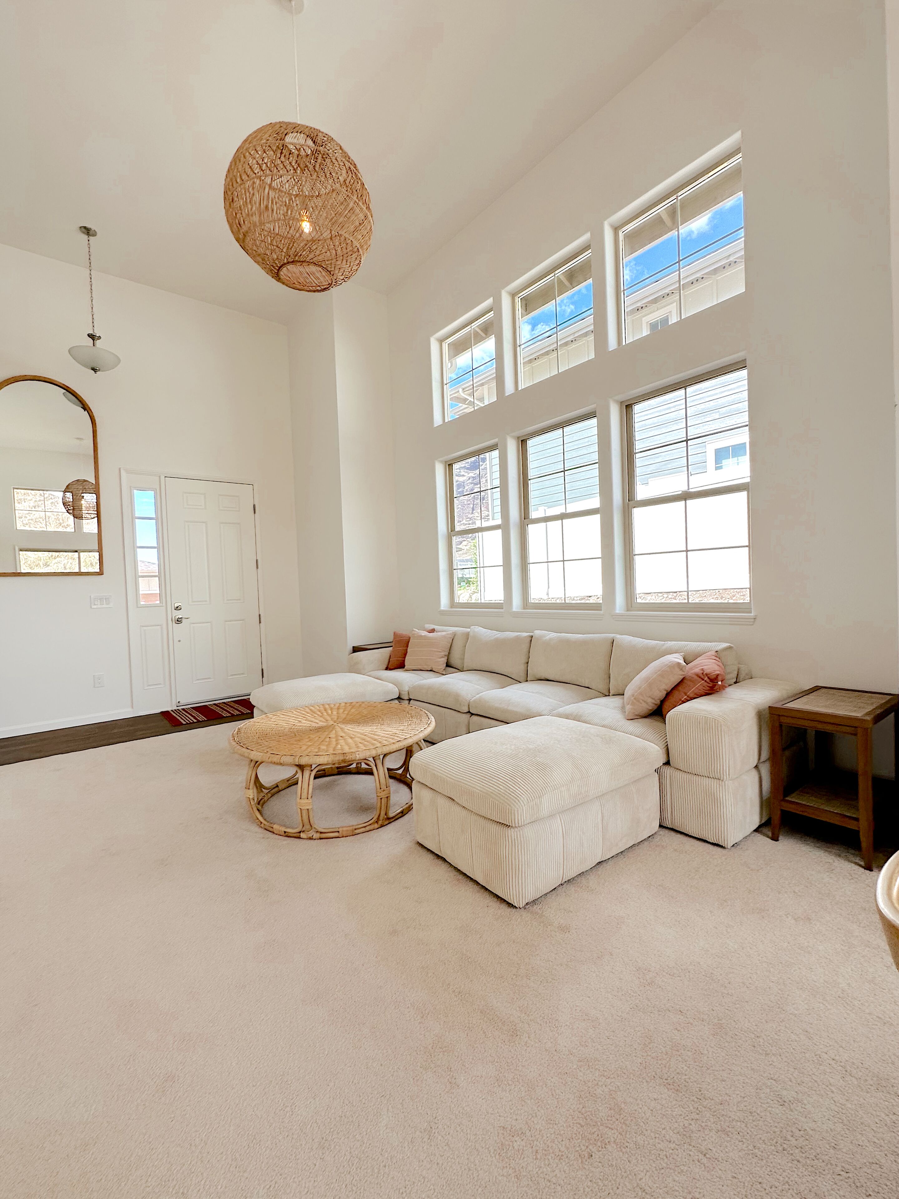 Smart TV, libri, impianto stereo