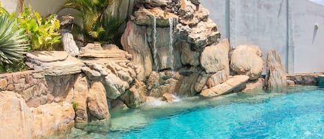 Piscine extérieure