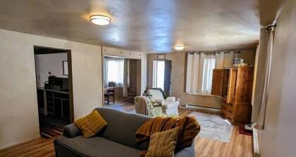 2 Bed Country Apartment, Central Santa Fe Location