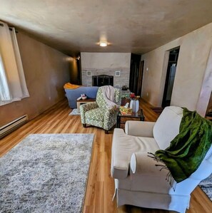 Living area - 2 Bed Country Apartment, Central Santa Fe Location (Santa Fe)