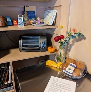 Interior - 2 Bed Country Apartment, Central Santa Fe Location (Santa Fe)