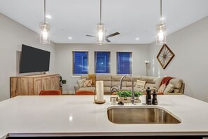 Interior - Private Rooftop Patio+ Luxury 4 Story Home in FW (Fort Worth)