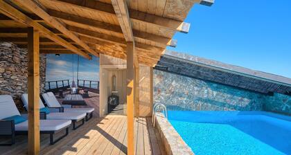 Villa New Horizons with Pool IV