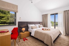 4 عدّة غرف نوم ومكواة/لوح كي وواي فاي مجانًا