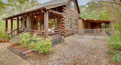 1 Mi to Lake: Log Cabin Retreat w/ Fire Pit