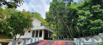 Vacation Villa In Pathanamthitta