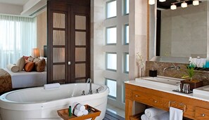 Hårtørrer, håndklæder, Sæbe, Shampoo