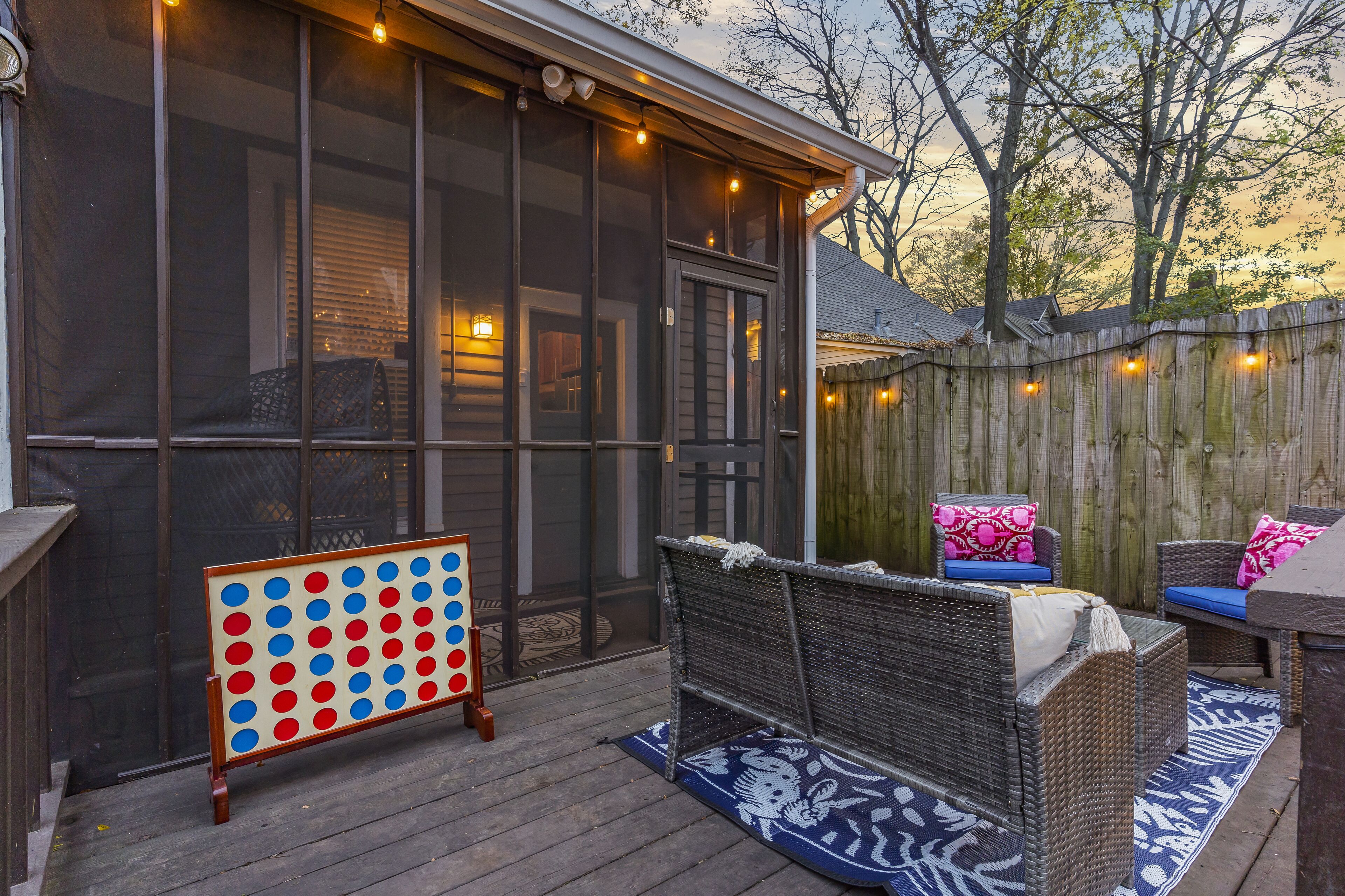 Large home with patio, fire pit and chefs kitchen