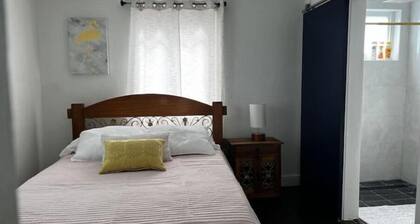 Spacious Apartment Central Located