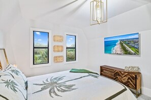2 bedrooms - "Palm Beach House" A-Frame on a Palm Tree Farm

 (West Palm Beach)