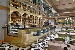 Bar (in der Unterkunft)