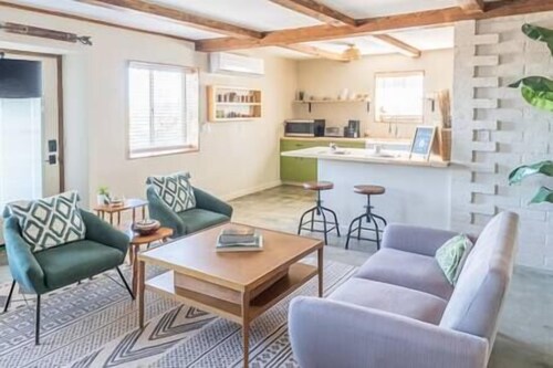 New! New Moon Cactus Villa @ Joshua Tree-Pool, Spa, Fire Pit