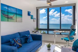 Living area - NEW PH,Ocean Views,Private SKY Garden 2Floors TAKH ((Boulevard Kukulkan) Km. 6.5, Cancun)