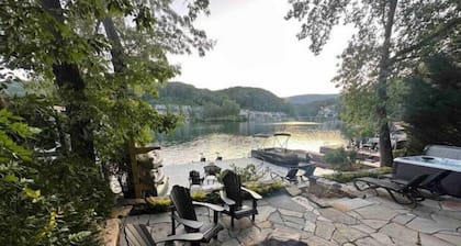 Warluskee Luxury Lakefront Cottage w/ Hot Tub