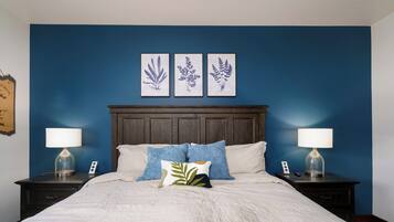 2 bedrooms, iron/ironing board, travel crib, free WiFi