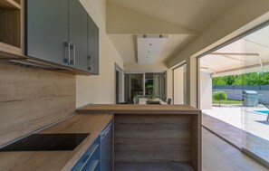 Frigorifero, lavastoviglie, macchina per tè/caffè