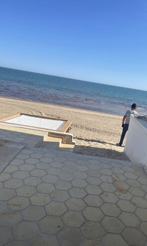 Unclassified image, 2 of 46, button - Front Beach home with view Front Beach home with view (Puerto Peñasco)