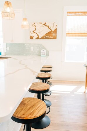 Dining - New Edisto Home, Gorgeous views from 4 sundecks (Edisto Island)