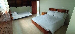 3 soverom, strykejern/-brett, wi-fi (inkludert) og sengetøy