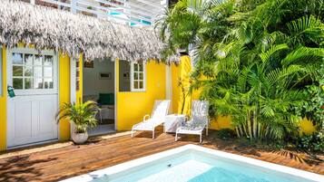 Suite Deluxe, 1 grand lit | Chambres insonorisées, Wi-Fi gratuit, draps fournis