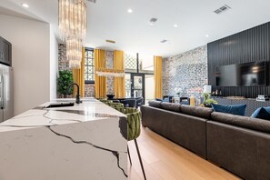 TV connectée, chaîne hi-fi