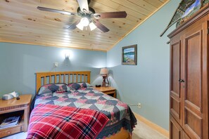 4 soverom, reiseseng for barn, internettilgang og sengetøy