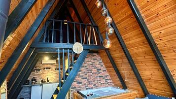 1 bedroom, desk, soundproofing, free WiFi