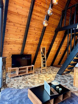 Superior Suite | Living area