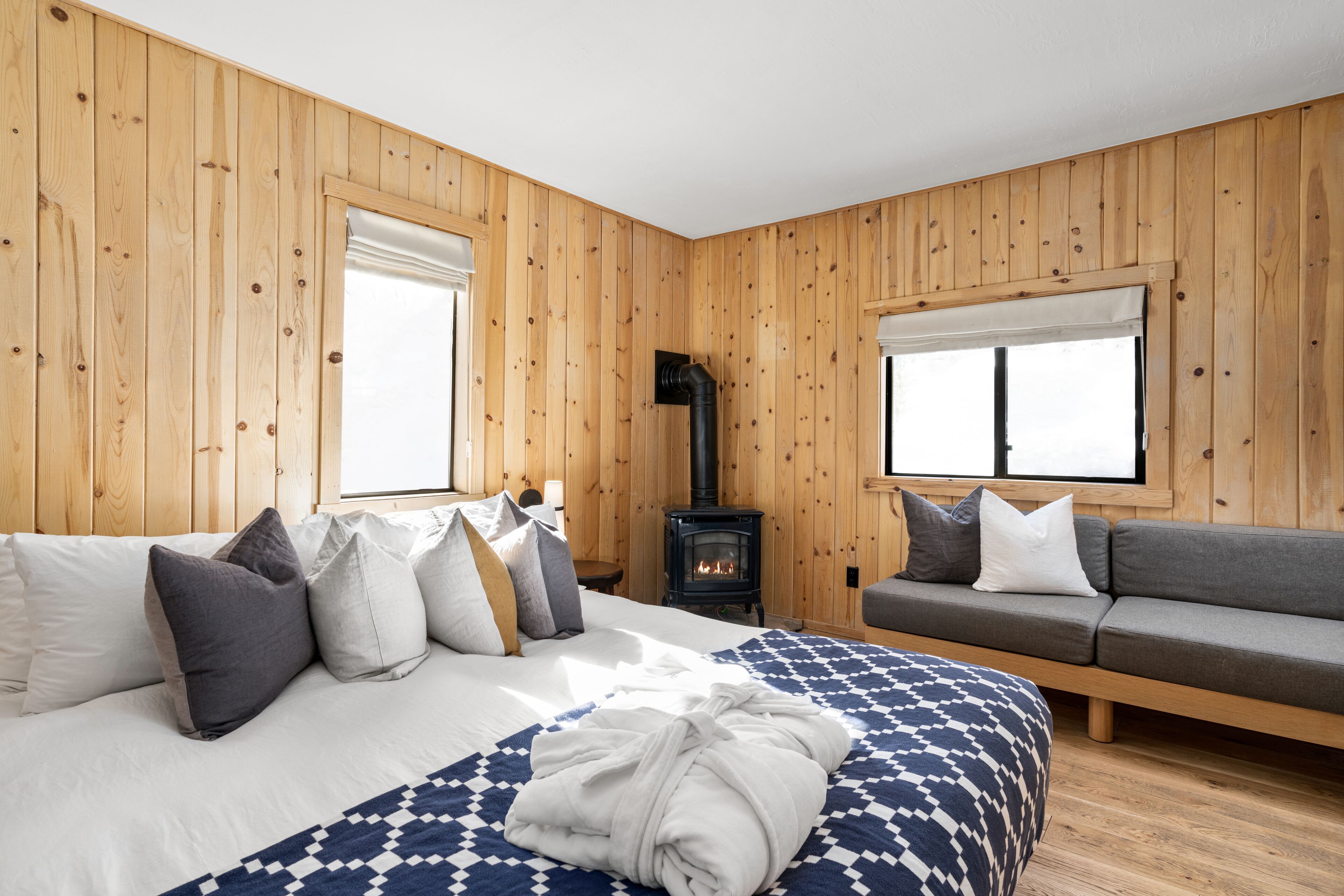 Basic Cabin, 1 King Bed, Non Smoking, Pets Allowed | Frette Italian sheets, premium bedding, down comforters