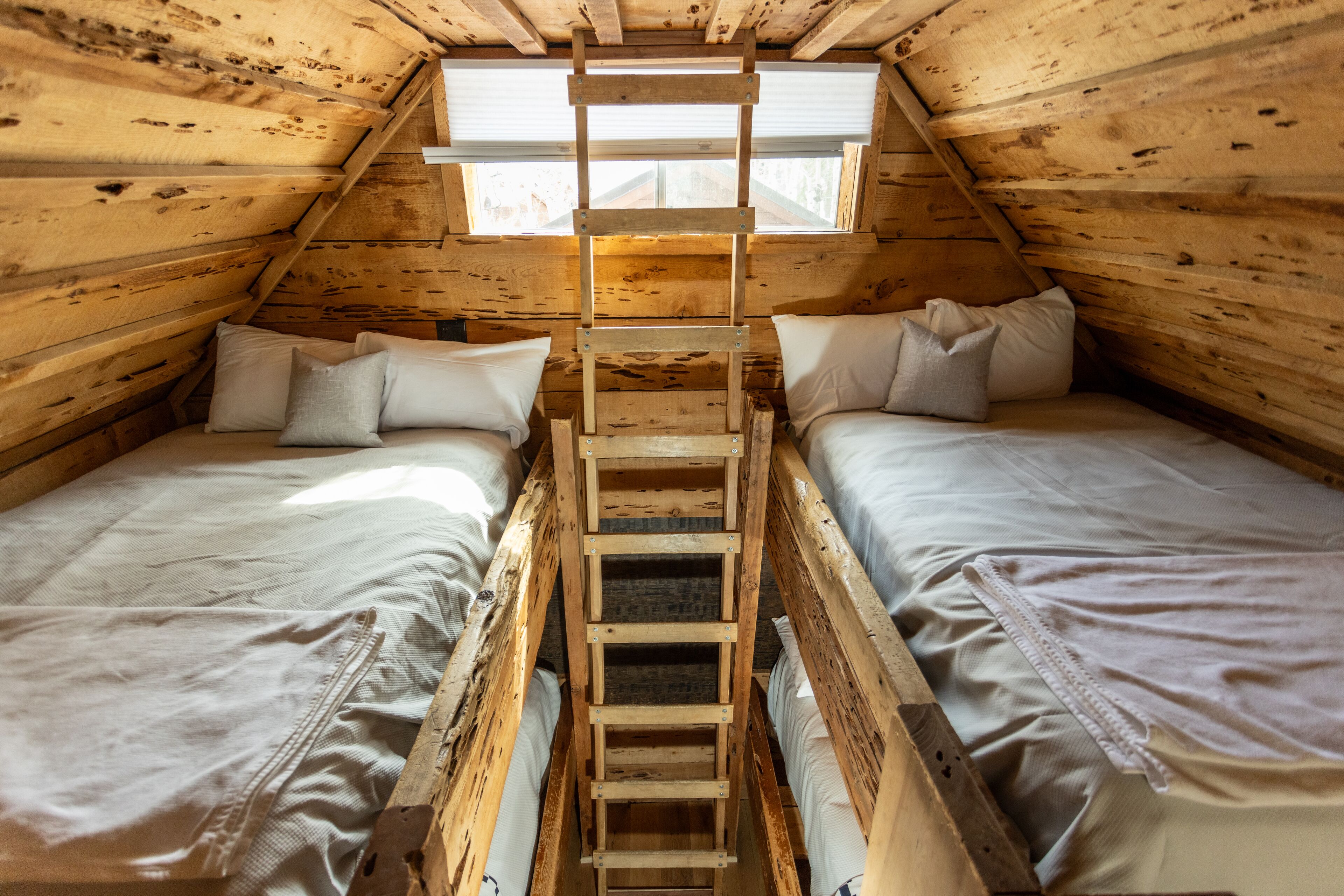 Basic Cabin, Multiple Beds, Non Smoking, Pets Allowed | Frette Italian sheets, premium bedding, down comforters