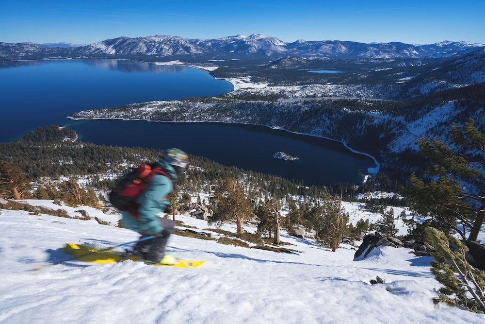 Desolation Hotel Hope Valley by null