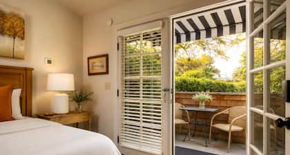 The De La Vina Inn