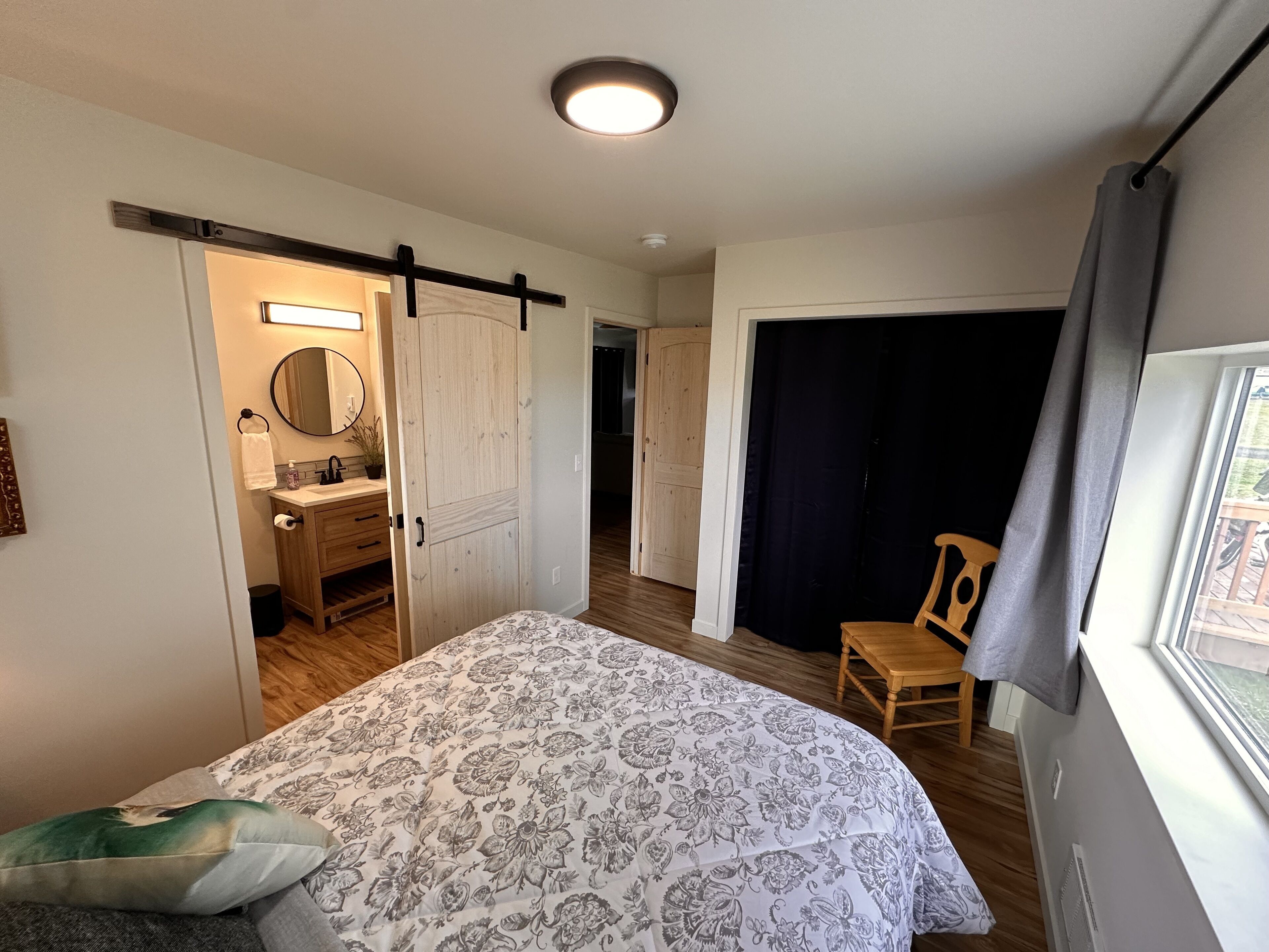 2 Schlafzimmer, Bügeleisen/Bügelbrett, WLAN, Bettwäsche