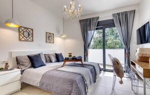 4 camere, ferro/asse da stiro, Wi-Fi gratuito, lenzuola