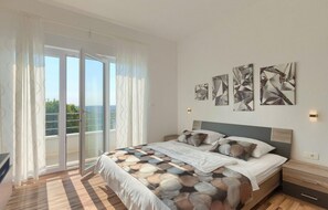 5 chambres, fer et planche à repasser, lit parapluie, Wi-Fi gratuit