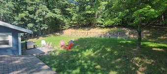 4BR Home, King Bed, Arcade, By Lake, 7mi to Airport