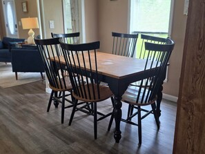 Dining - 3BR Home, King Bed, Firepit, 2mi to Airport (Traverse City)