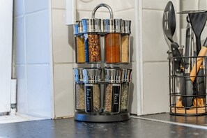 Fridge, microwave, oven, coffee/tea maker