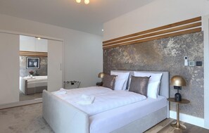 3 Schlafzimmer, Bügeleisen/Bügelbrett, Reisekinderbett, kostenloses WLAN