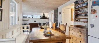 Hermosa casa de 2 habitaciones en Orø