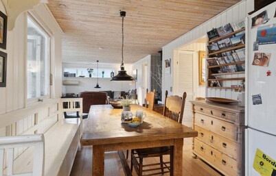 2 bedroom beautiful home in Orø