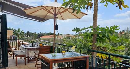 Holiday Home "Energia Dourada" with Sea View, Private Terrace & Wi-Fi