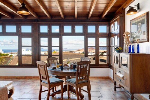 Vacation Home "Finca Acequia" with Sea View, Private Pool & Wi-Fi