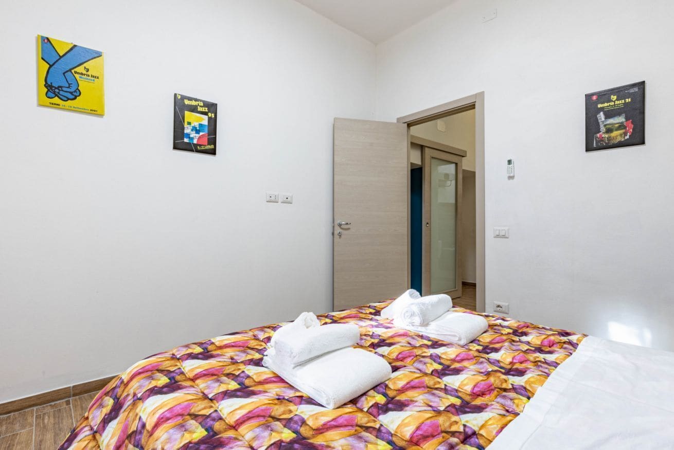 2 chambres, fer et planche à repasser, accès Internet, draps fournis