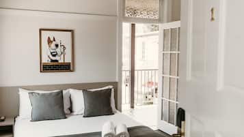 Quarto, sacada (Queen) | Ferros/tábuas de passar roupa, Wi-Fi de cortesia, roupa de cama