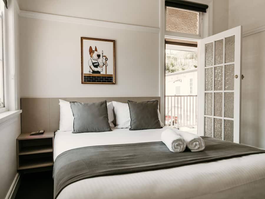 Queen Balcony Room | Iron/ironing board, free WiFi, bed sheets