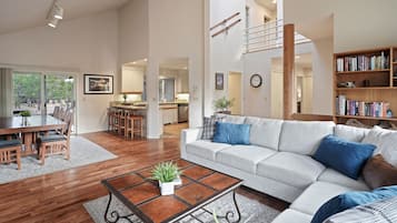 Smart TV, fireplace, books